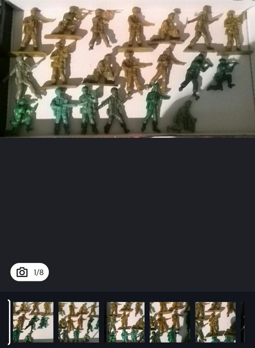 Vând sau schimb obiecte vechi.Preț în funcție de obiectul ales.