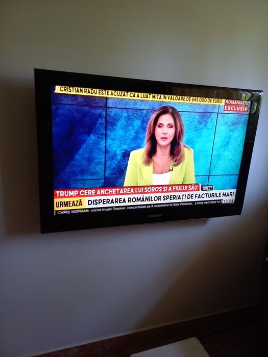 SAMSUNG TV Truesurruond XT,diagonala 102 cm,telecomanda,carte,Slovacia