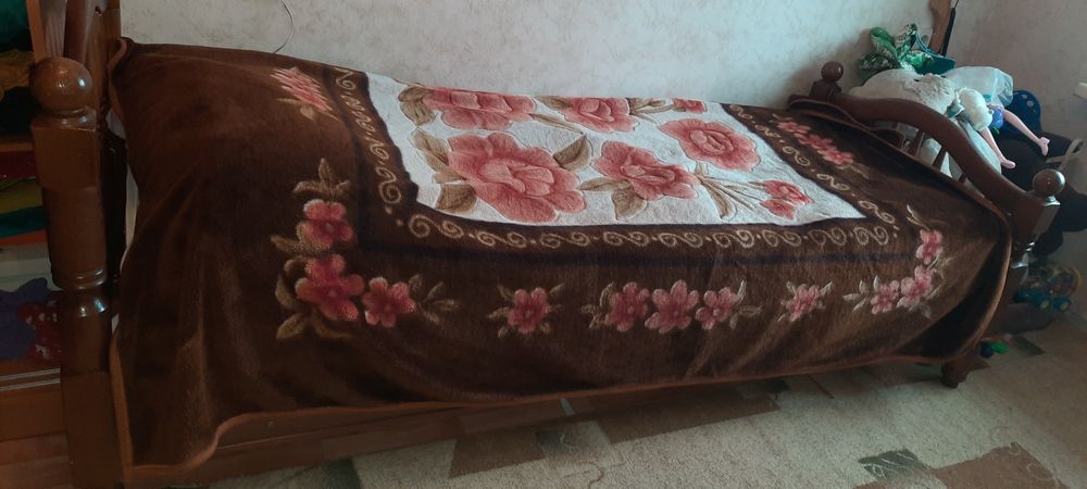 Кровать подростковая