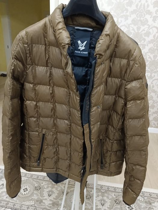 Продам куртку женскую,б.у.,Германия.