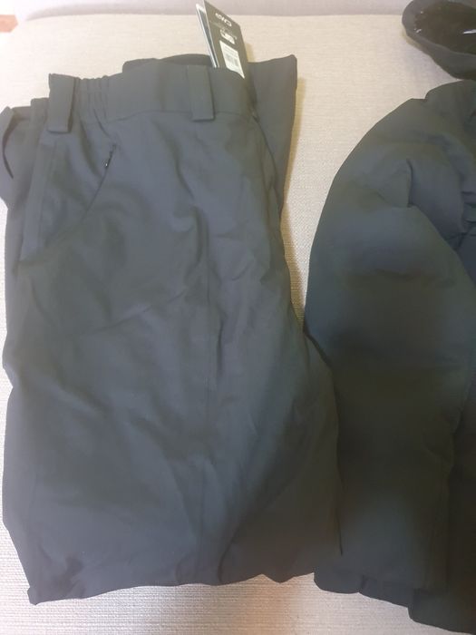 Costum chii impermiabil