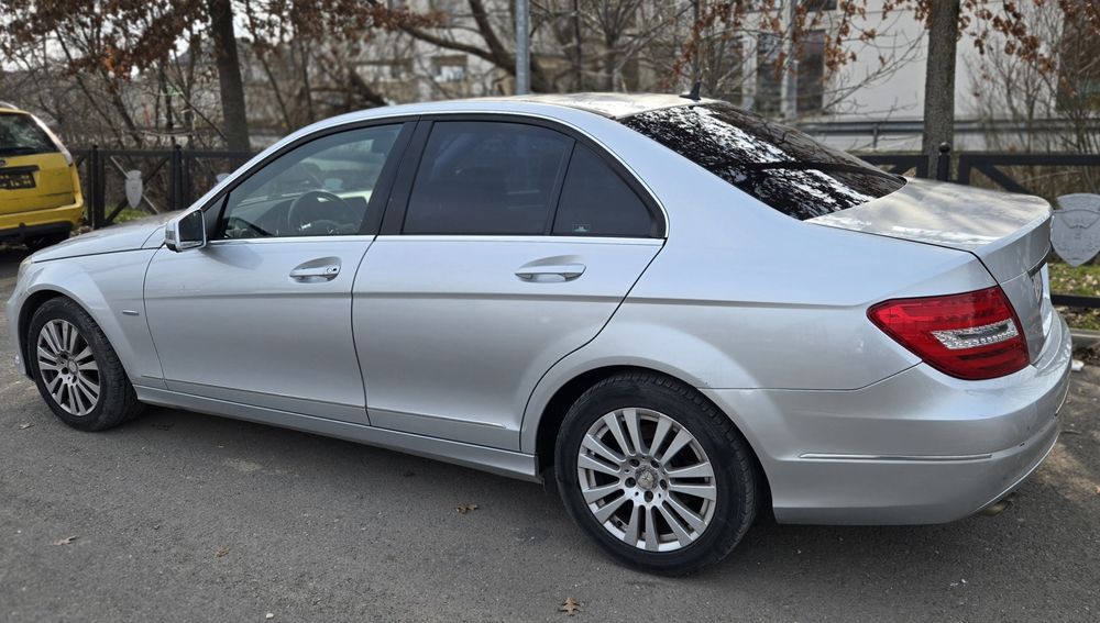Mercedes-benz c200