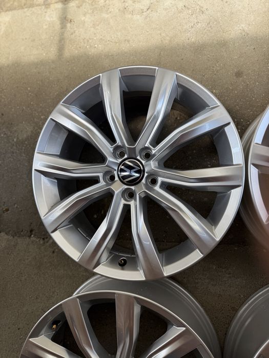 Jante Aliaj originale VW T-Roc / Tiguan R18 – 7Jx18 ET45 – 5x112 –