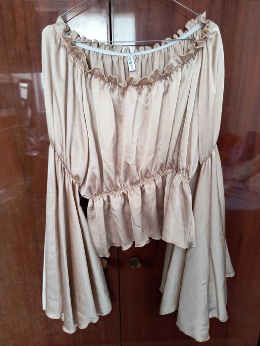 Bluza mâneci evazate