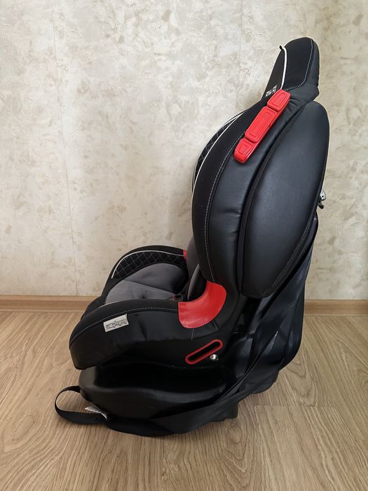Автокресло Bony Fix 37000 тг