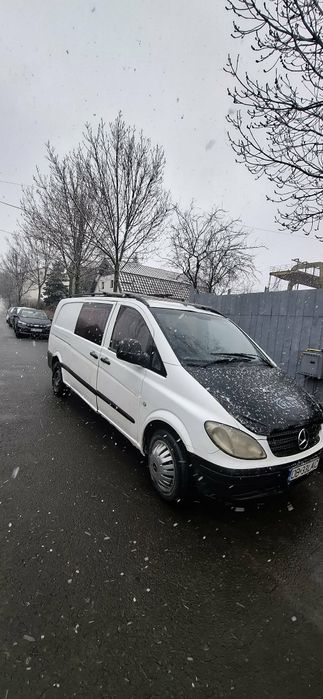 Vând Mercedes Vito