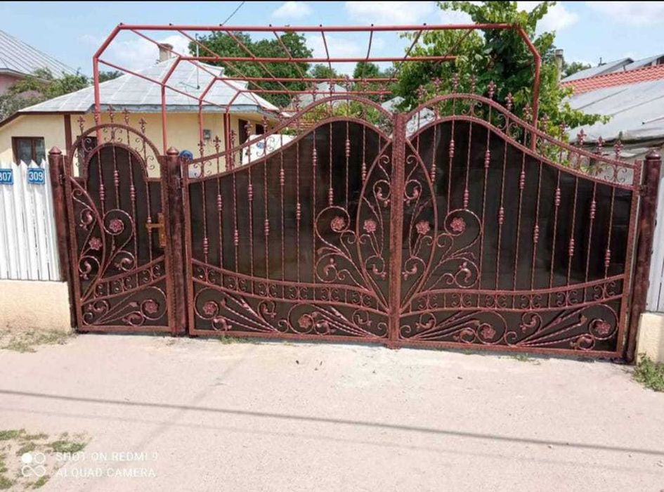 Garduri si porti stil jaluzea, fier forjat, sipca, BCA, plasa, placi