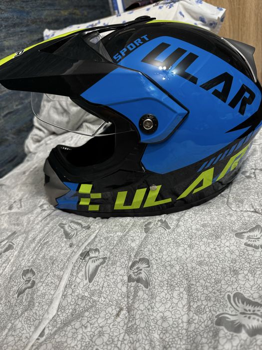 Мотошлем ular.