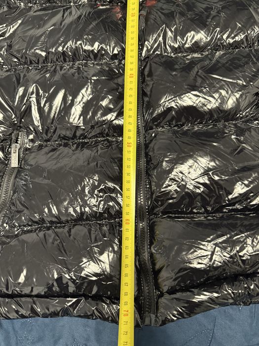 Geaca hugo am doar marime XXL !