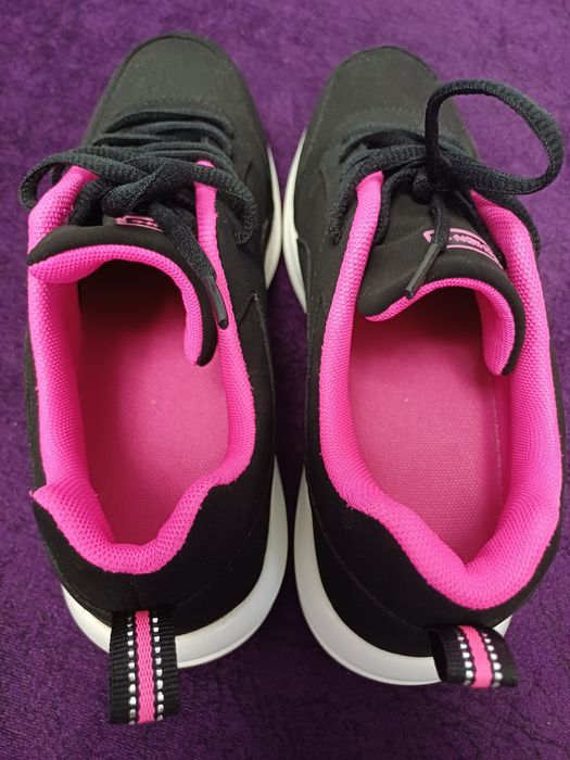 Pantofi sport marimea 40