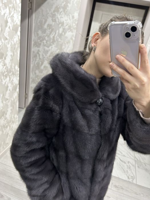 Шубка норковая.