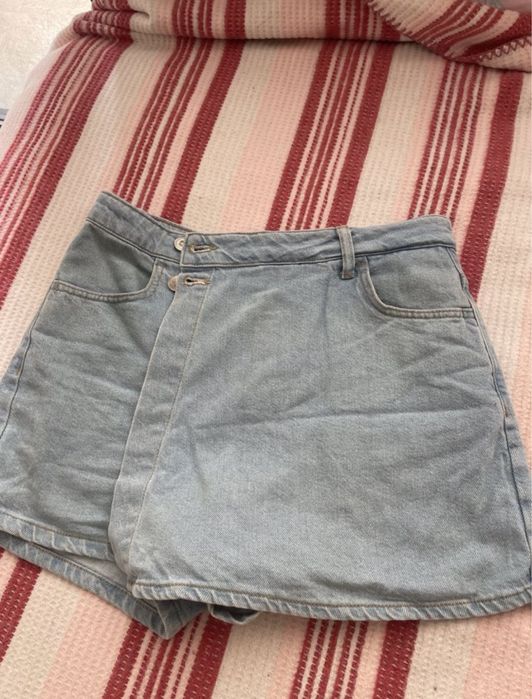 дамски къси дънкови панталони и поли