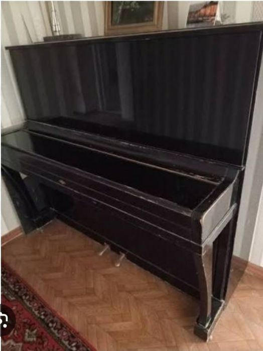 Продам форте пиано.