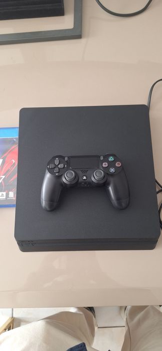 PlayStation 4 Slim 500 GB + Controller + 3 Jocuri (GTA V, Call of Duty Ghosts, Gran Turismo 7)