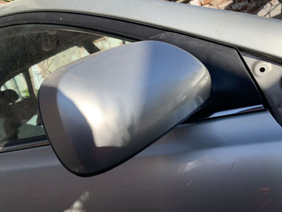 Тойота Авенсис Toyota Avensis Огледало Дясно Ляво Огледала