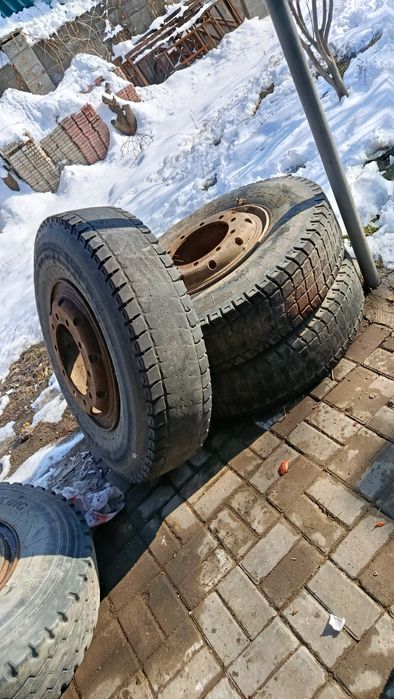 Шины камаза грузовые б/у