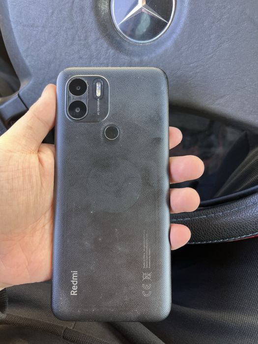 Redmi A2+ в хорошем состояний