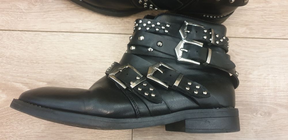 Ghete piele naturală cu ținte