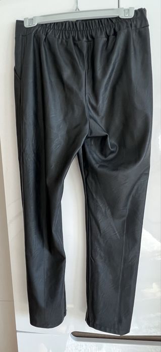 Pantaloni piele ecologica