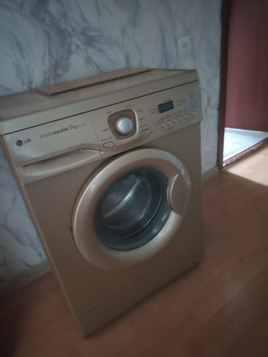 Продам стиральную машинку