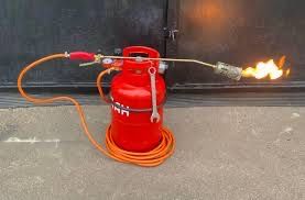 Аренда инструментов пропан баллон с горелкой для кровли разных видов