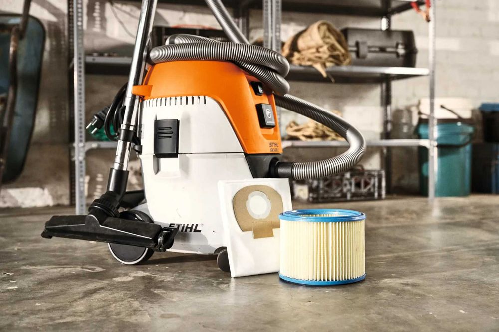 Professional  Changyutgich STIHL SE 122 E Профессиональный пылесос
