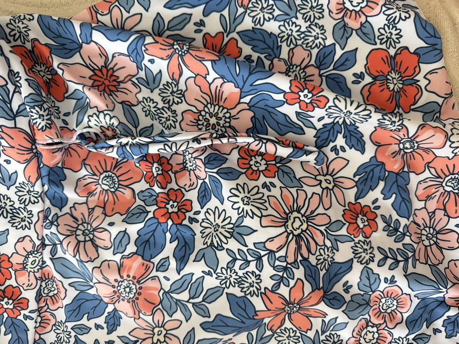 Слитный купальник