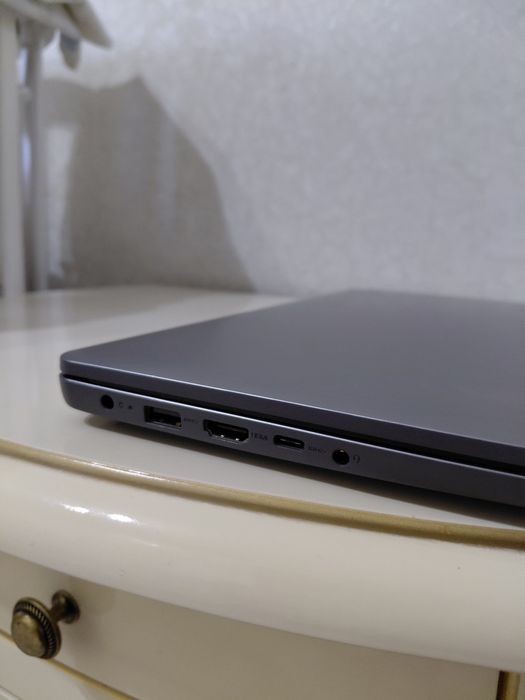 Ноутбук Lenovo..