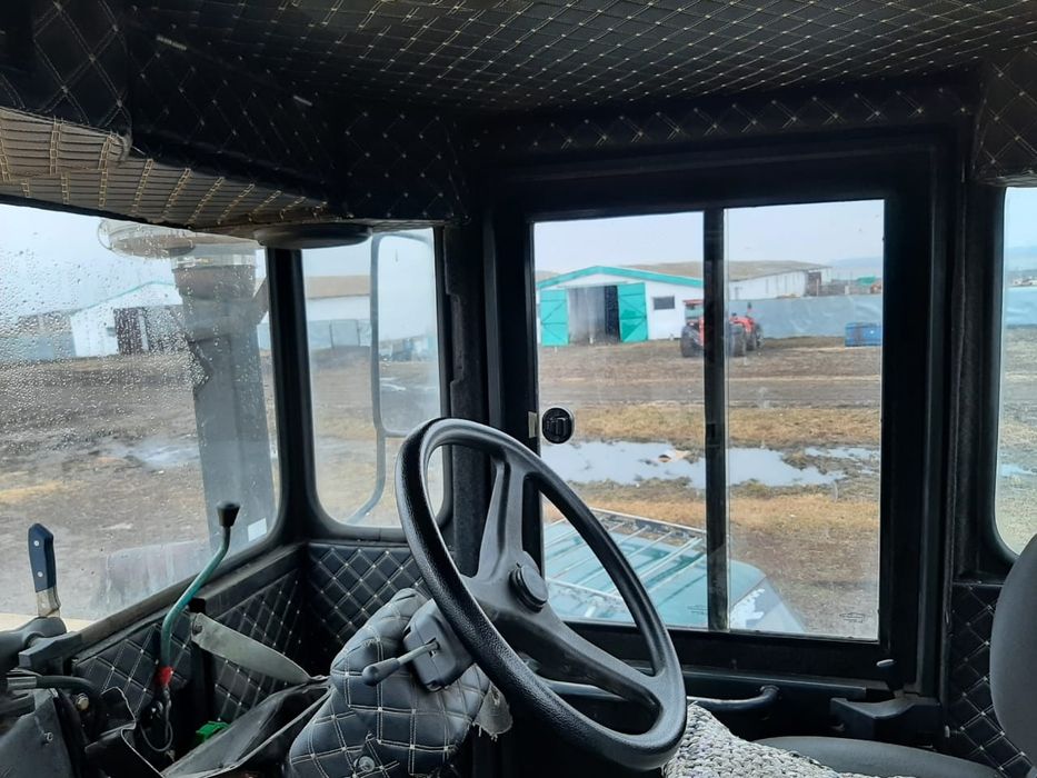 Продам Кировец К-700