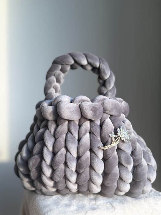 Чанта- ръчно плетена текстилна, пефректна за всеки повод и подарък