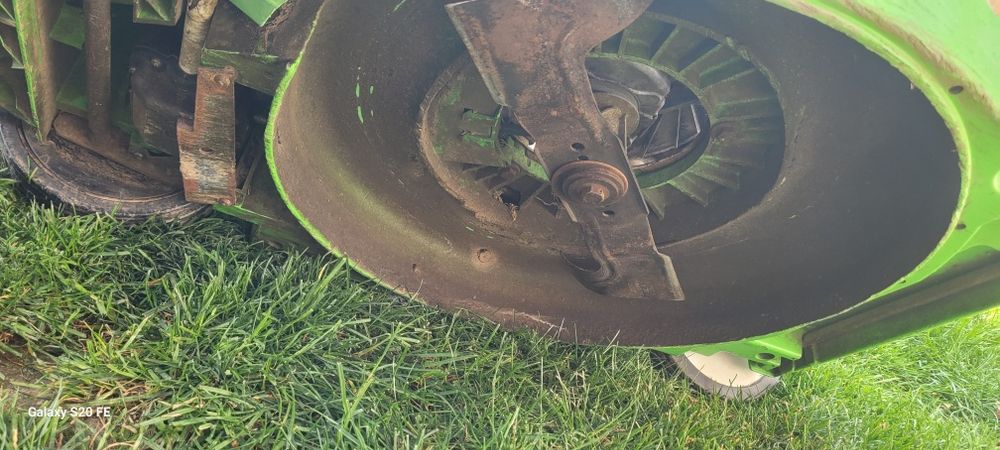 Masina de tuns iarba Viking 505