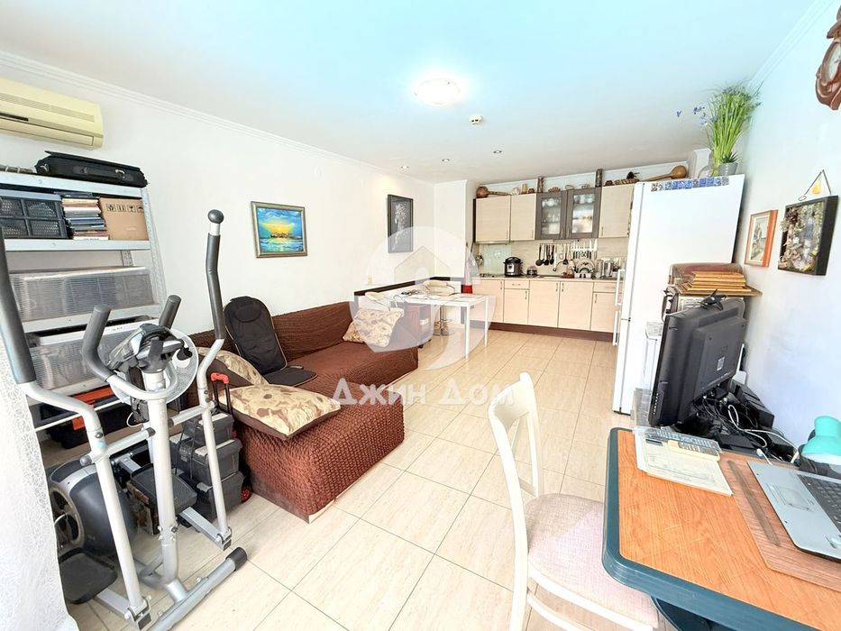 Продава се Двустаен апартамент в Свети Влас - 65 кв.м за 1339 €/кв.м - Снимка #2