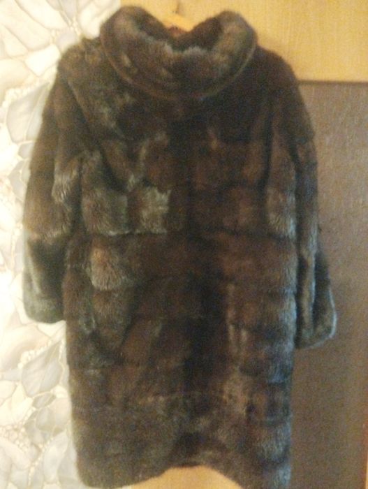 Продам норковую шубу б/у