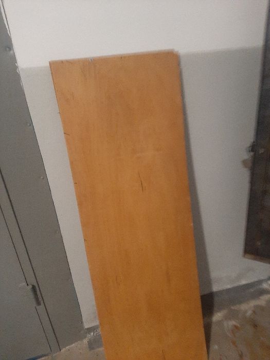 Отдам бесплатно дрова .