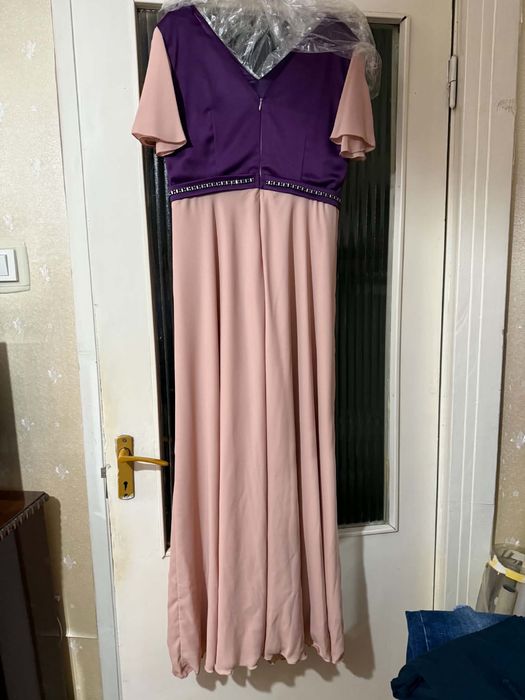 Rochie perfecta pentru evenimente