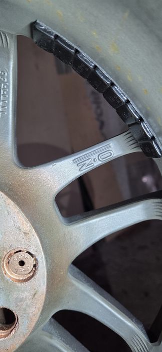 OZ RACING F1 джанти със гуми. 185/60/14 6J×14 ET36 4×100 и 4×108