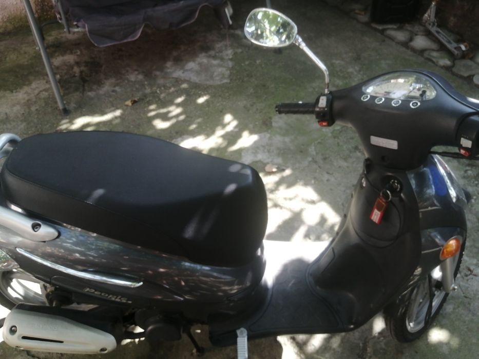 Vând scuter Kymco
