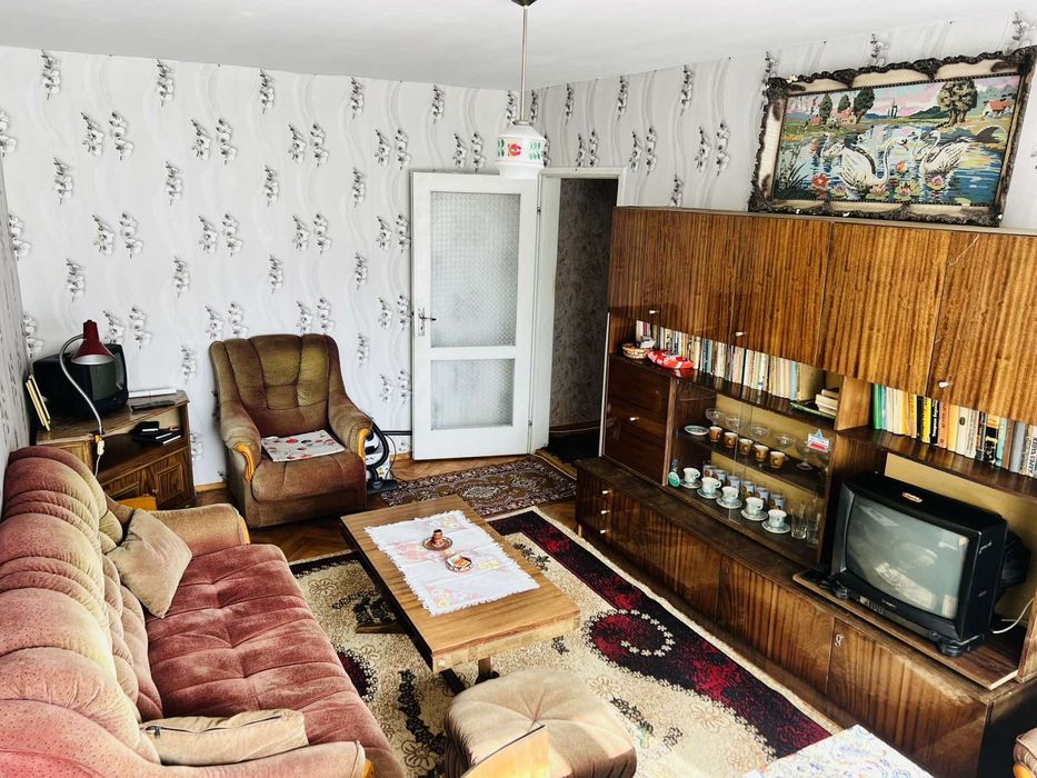 Продава се Двустаен апартамент в Кюстендил, Център - 68 кв.м за 578 €/кв.м - Снимка #1