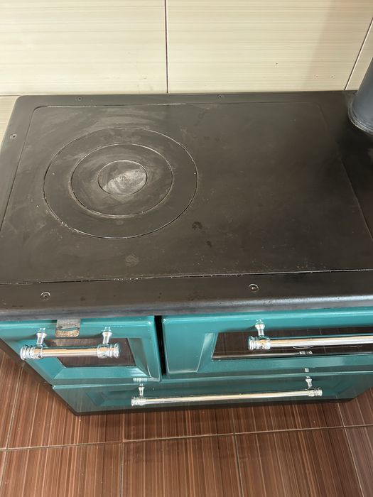 Sobă pe lemne cu cuptor HOSSEVEN 4012C