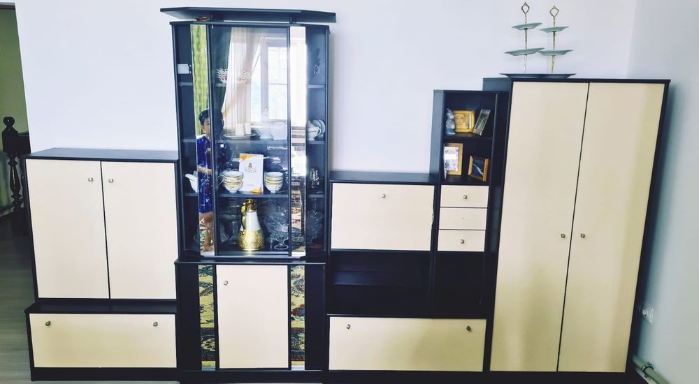 Стенный гарнитур