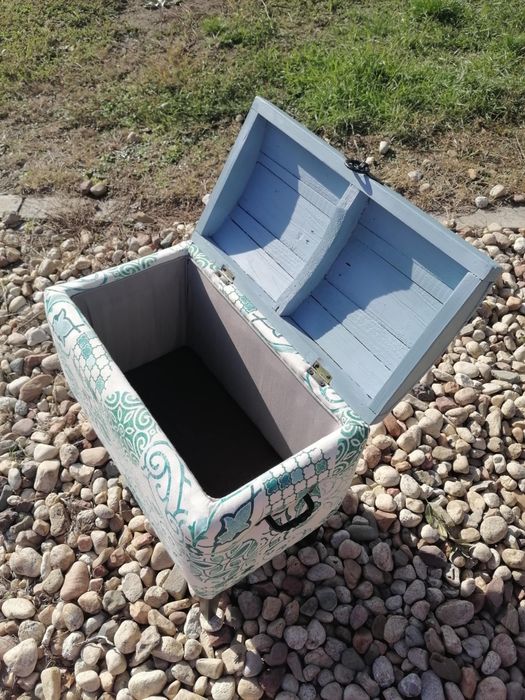 Реновиран сандък