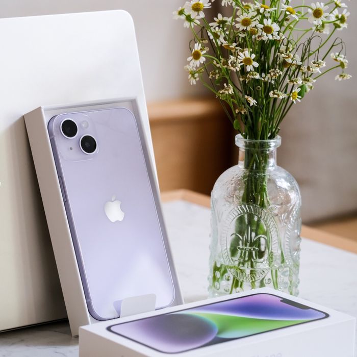 Продам айфон 14 в иделаьном состоянии