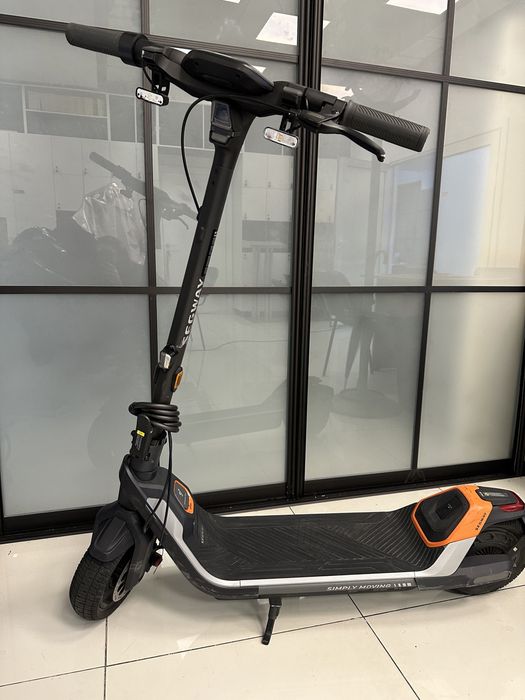 Электросамокат Ninebot P65u