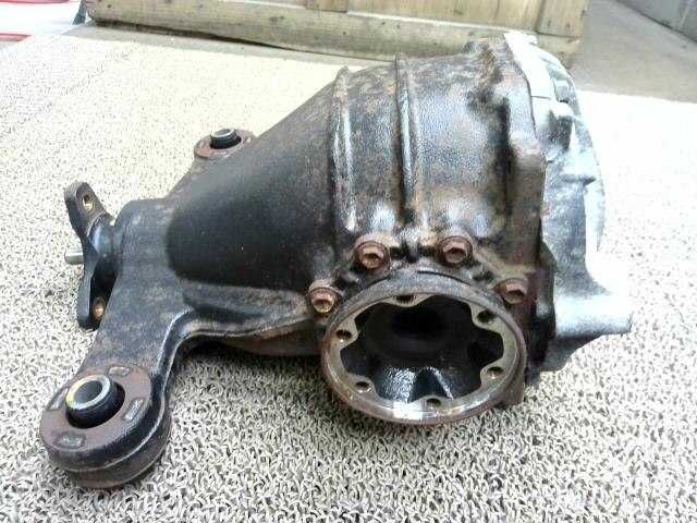 Задний редуктор (задний дифференциал мост задний )