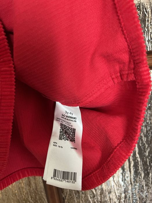 Платье на девочку вельветовое