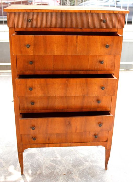 Стариннен скрин от Верона Италия 1960 г. стил Империо фурнирован орех