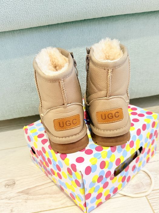 Продам угги зимние рр 26