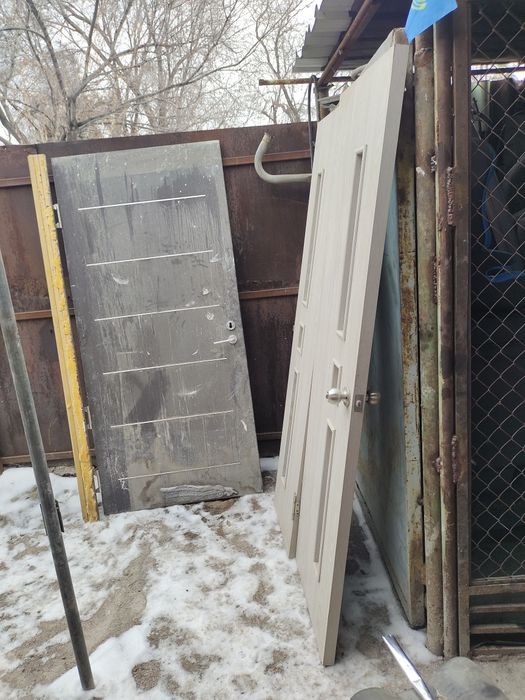 Продам межкомнатные двери и окна