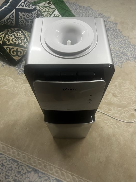 Продам кулер для воды (новая)