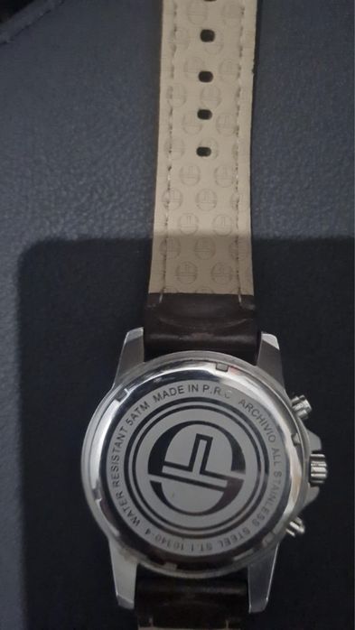 Часы кампония Sergio Tacchini